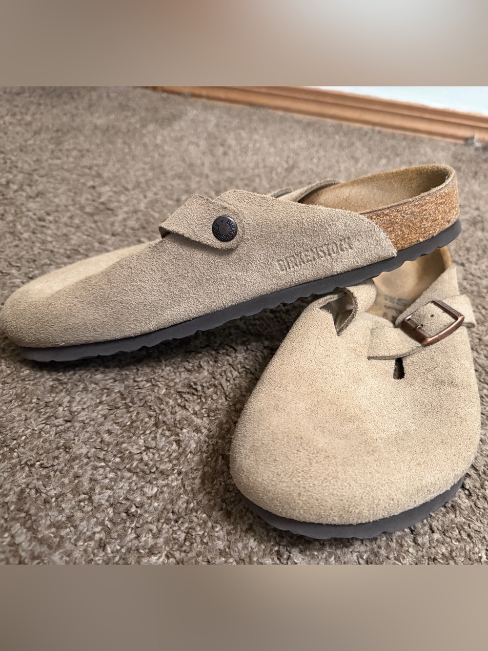 Birkenstock Bostons size 40, tan color